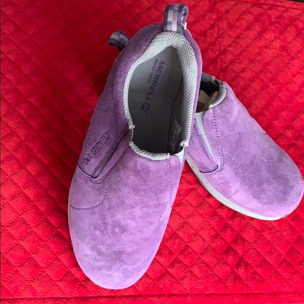 NEW!! Merrell slip on Mocs